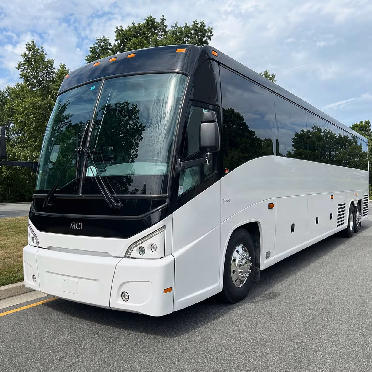 charter bus rentals for thornton church retreats and conferences