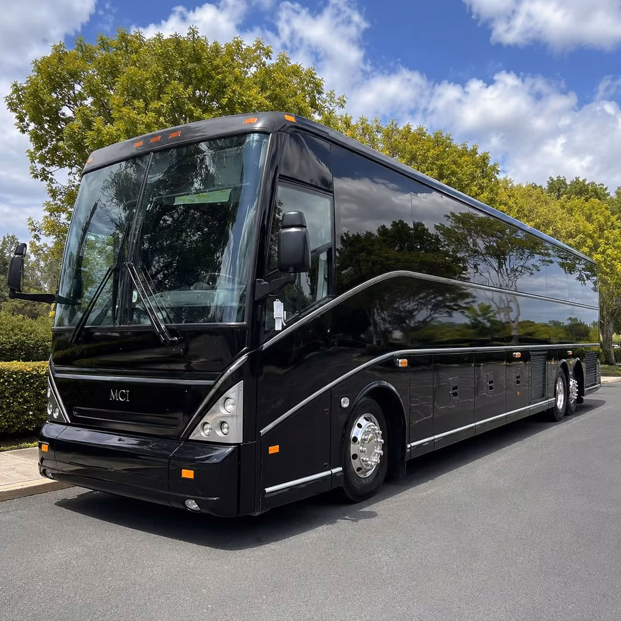 charter bus transportation to ball arena and fiddler s green amphitheatre from thornton